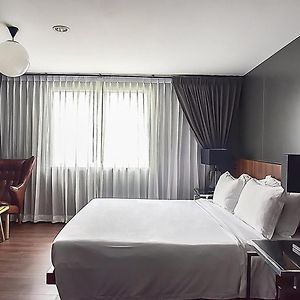 Club Kamer met een Queen Size Bed